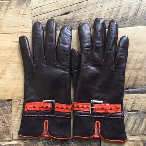 Cashmere-lined leather gloves